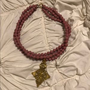 Beaded necklace w/ gold pendant